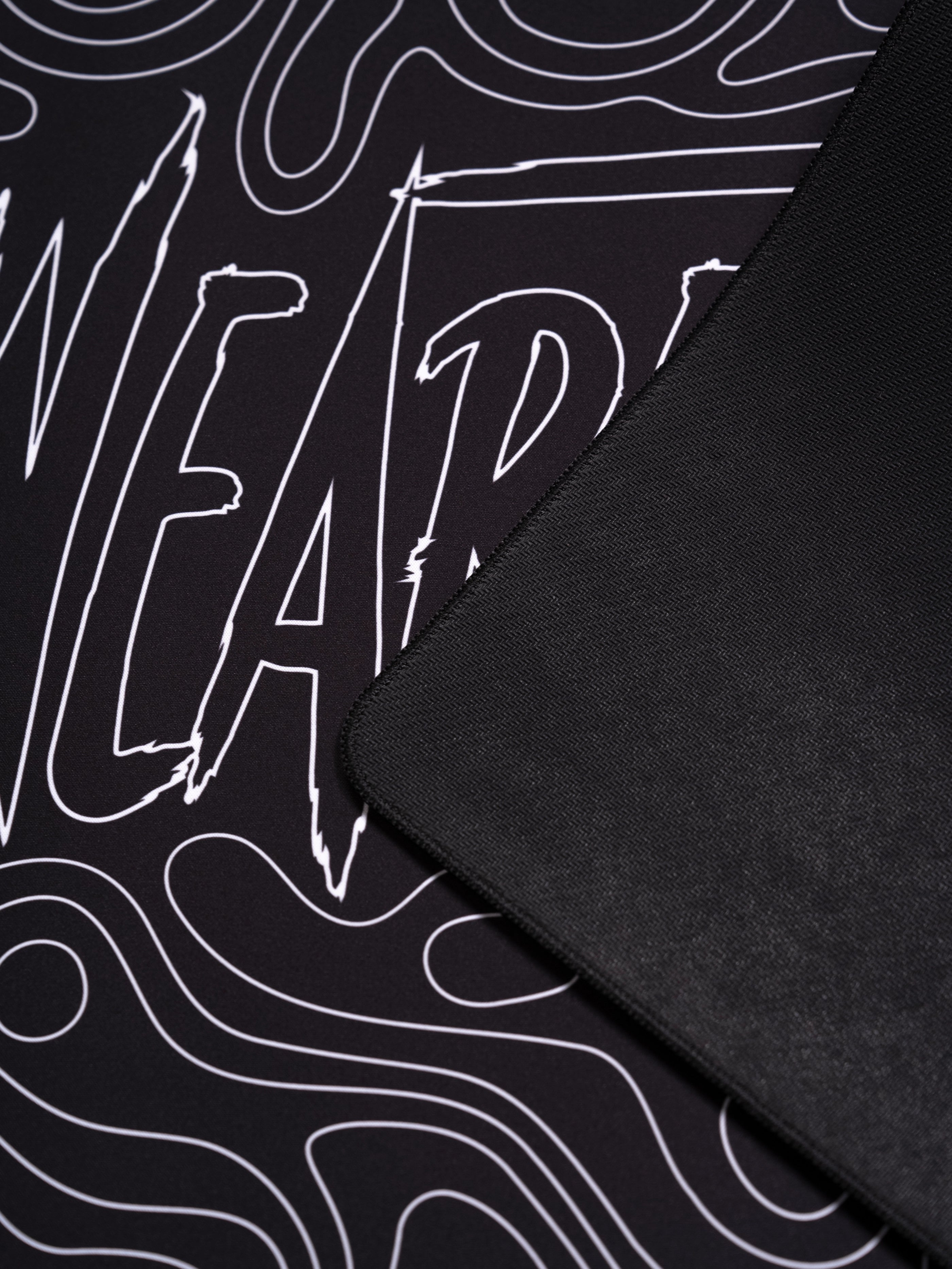 TheVR Lines Deskmat XXL